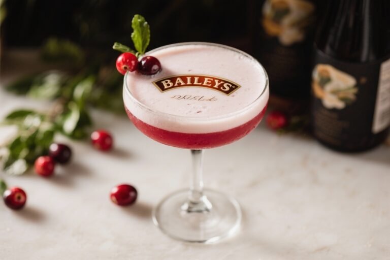 Baileys and Cranberry Juice Cocktail: The Unexpected Holiday Power Move You’ll Crave Year-Round